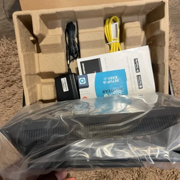 Netgear Nighthawk Smart WiFi Router - Picture 3 of 5